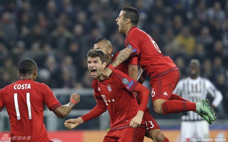  法兰克福客场大胜柏林赫塔，锋线双星联手建功立业